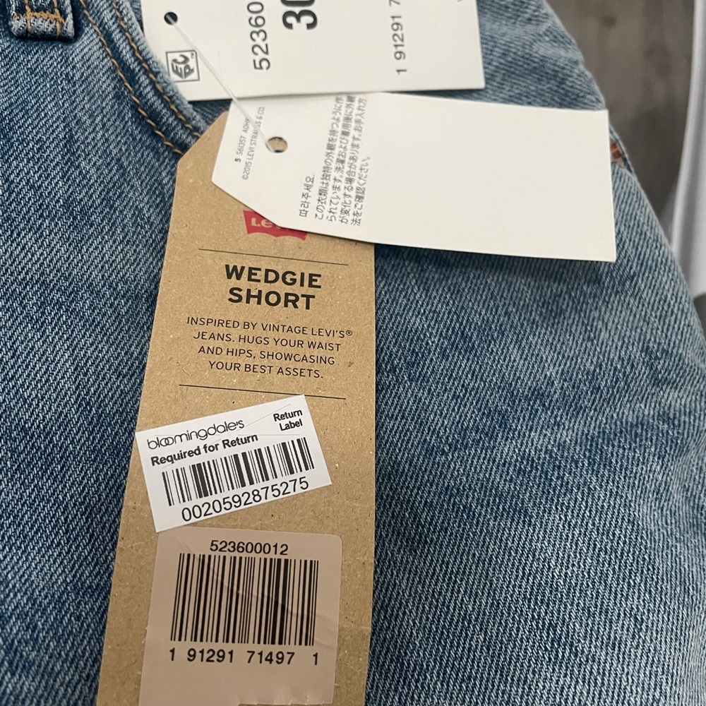 Levi’s Wedgie Short